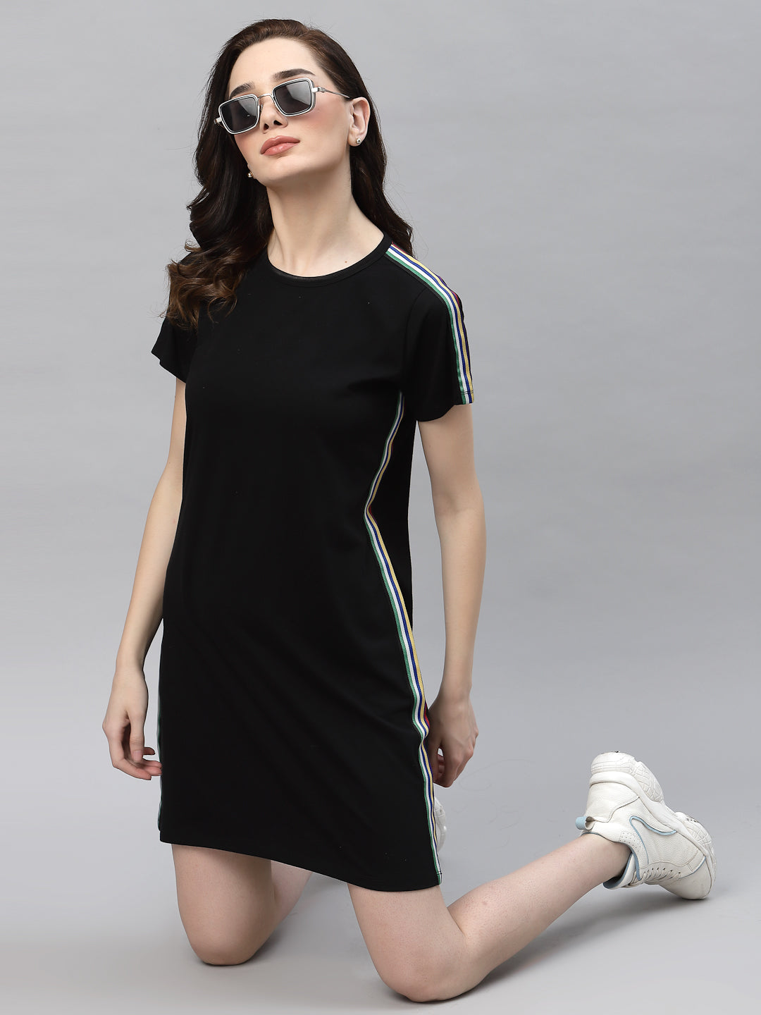 Nike Sportswear Essential Women's Short-sleeve T-Shirt Dress (Plus Size).  Nike IL